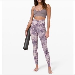 Lululemon align leggings, cross cross high waisted size 8
